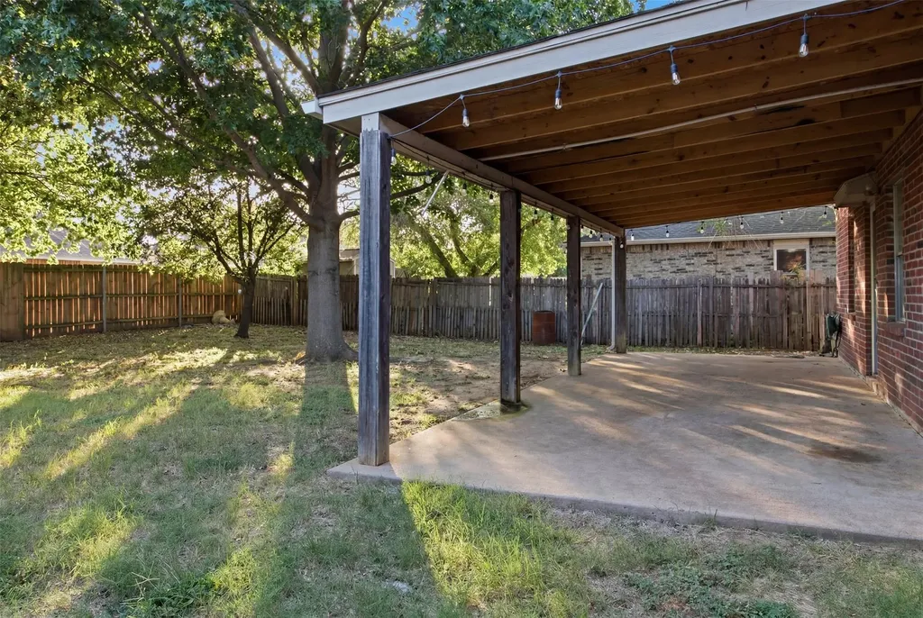 2955 Celian Drive Grand Prairie TX 75052