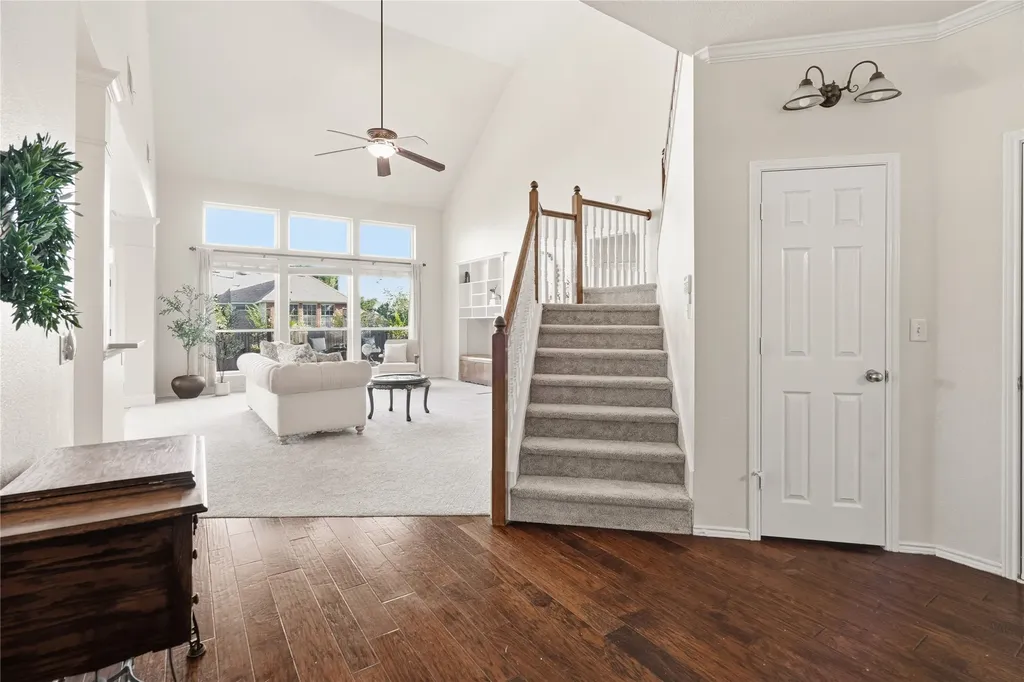 1007 Dover Heights Trail Mansfield TX 76063