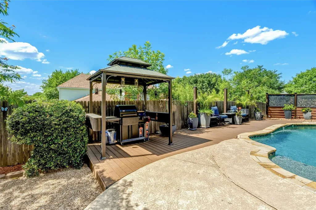 1007 Dover Heights Trail Mansfield TX 76063
