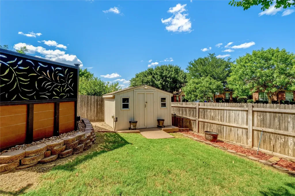 1007 Dover Heights Trail Mansfield TX 76063