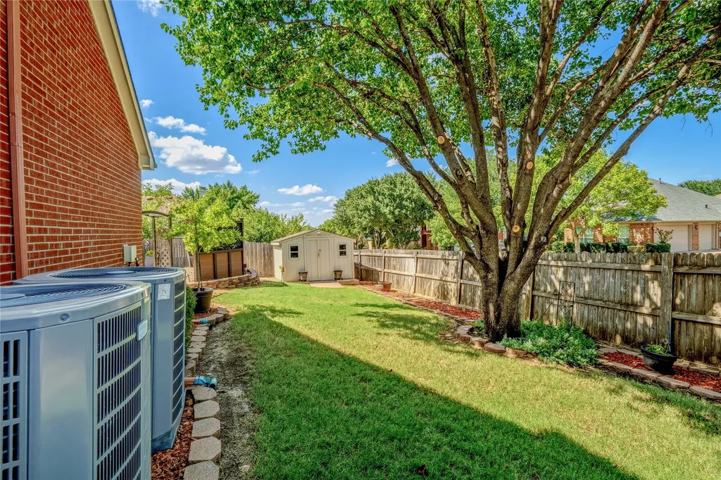 1007 Dover Heights Trail Mansfield TX 76063