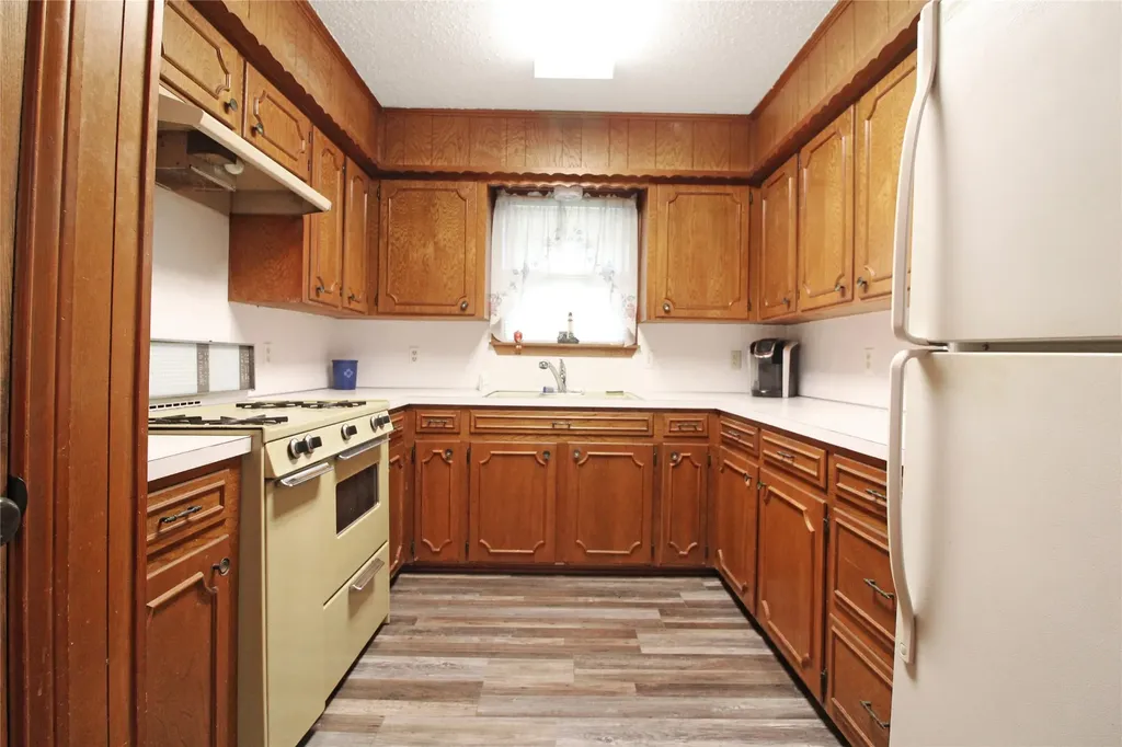 8769 S Fm 148 Scurry TX 75158