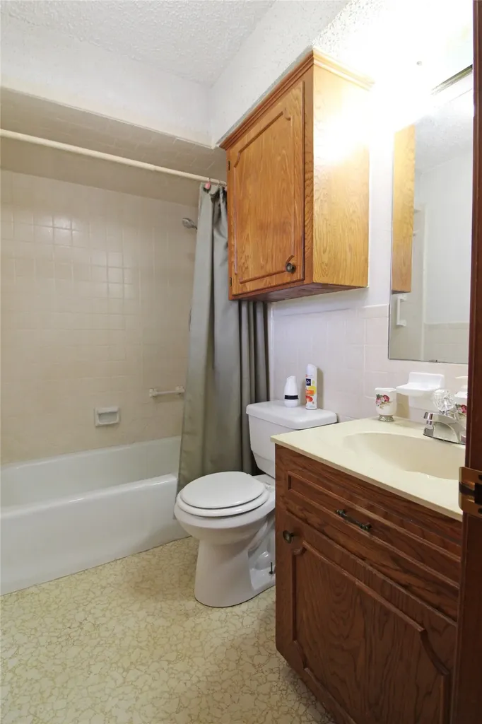 8769 S Fm 148 Scurry TX 75158