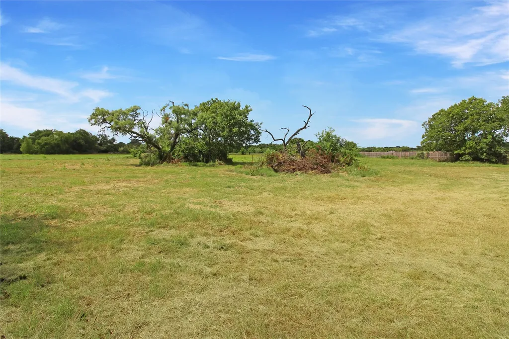 8769 S Fm 148 Scurry TX 75158