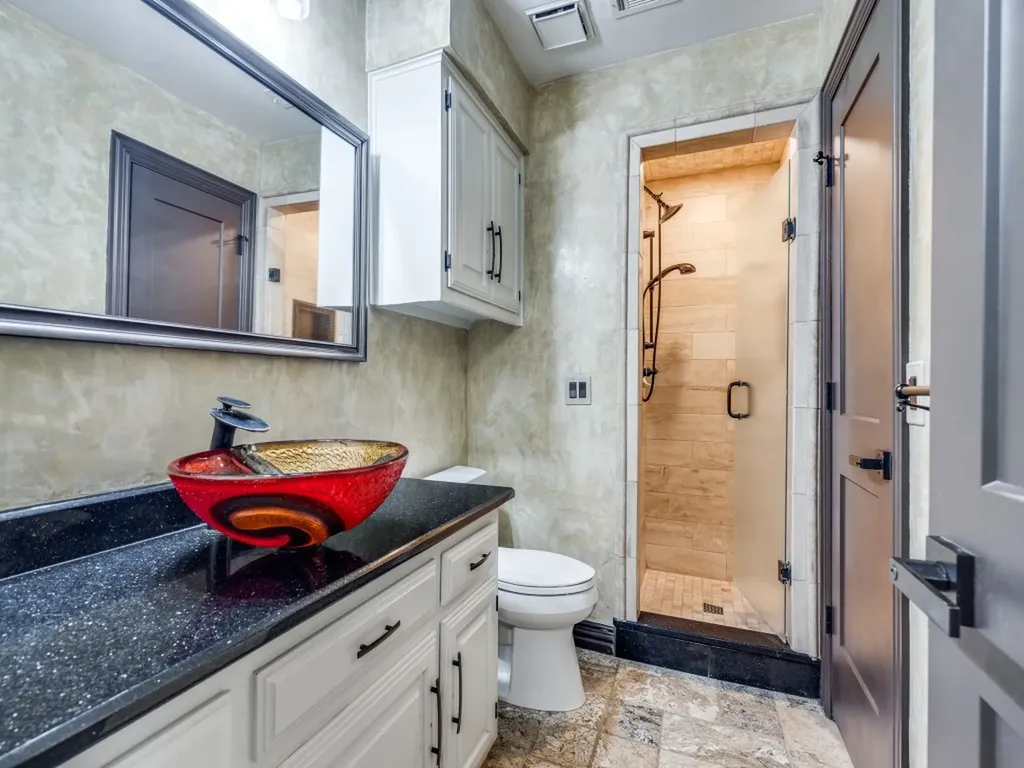 18636 Crownover Court Dallas TX 75252