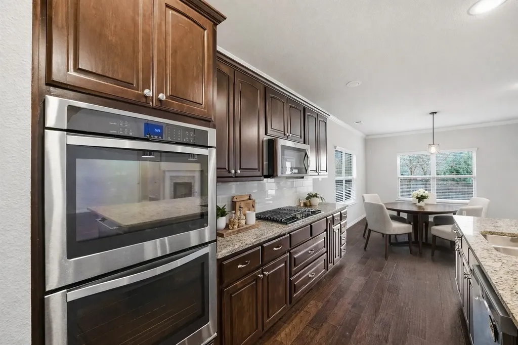 420 Prairie Run Aledo TX 76008
