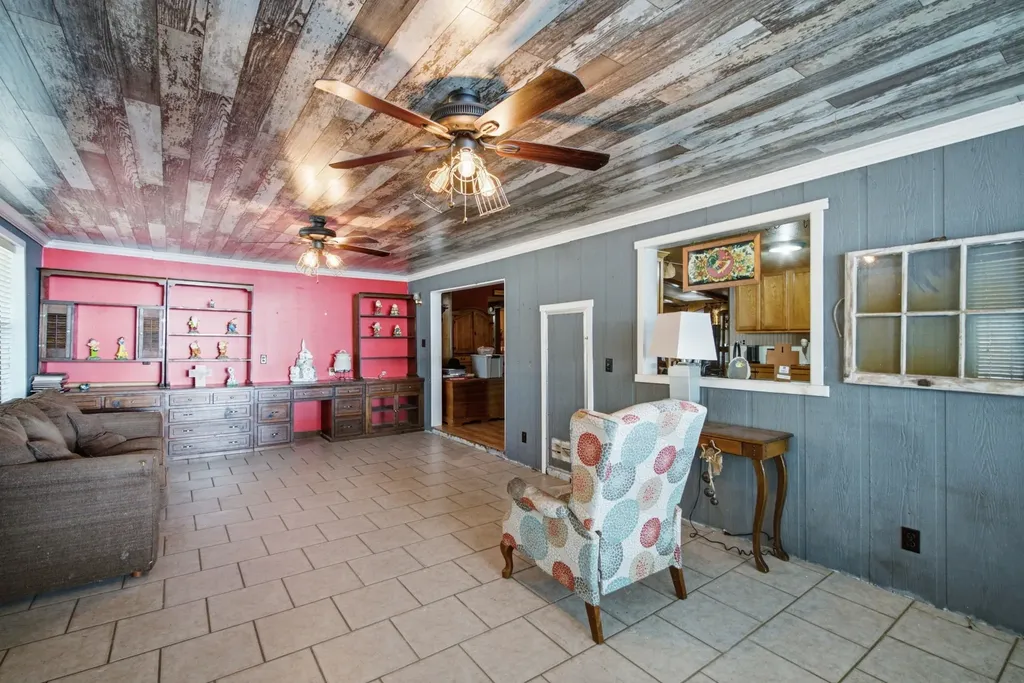 816 W Ayers Avenue De Leon TX 76444