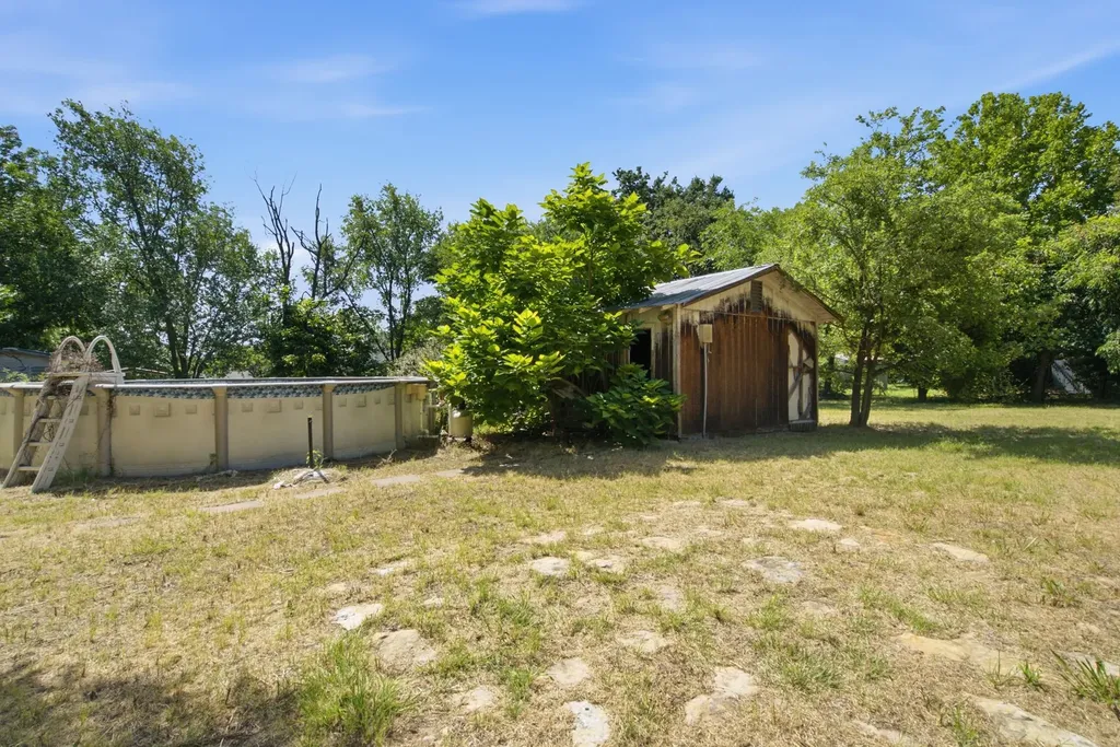 816 W Ayers Avenue De Leon TX 76444