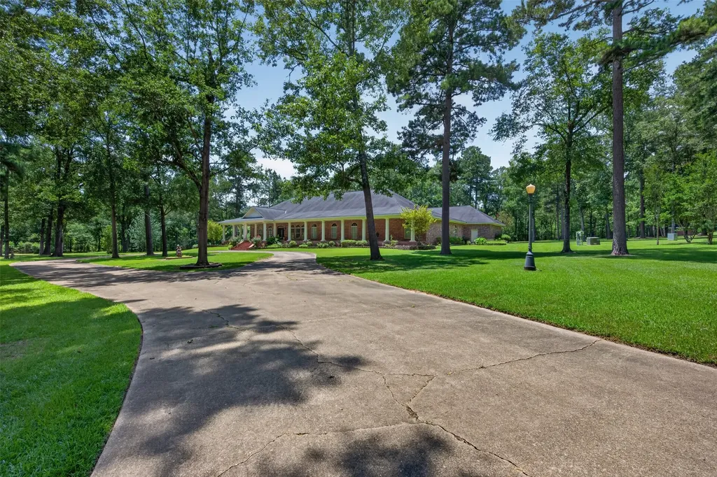 3669 Fountainbleau Road Keithville LA 71047