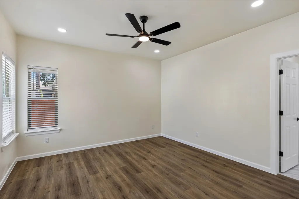 1404 E Cannon Street Fort Worth TX 76104
