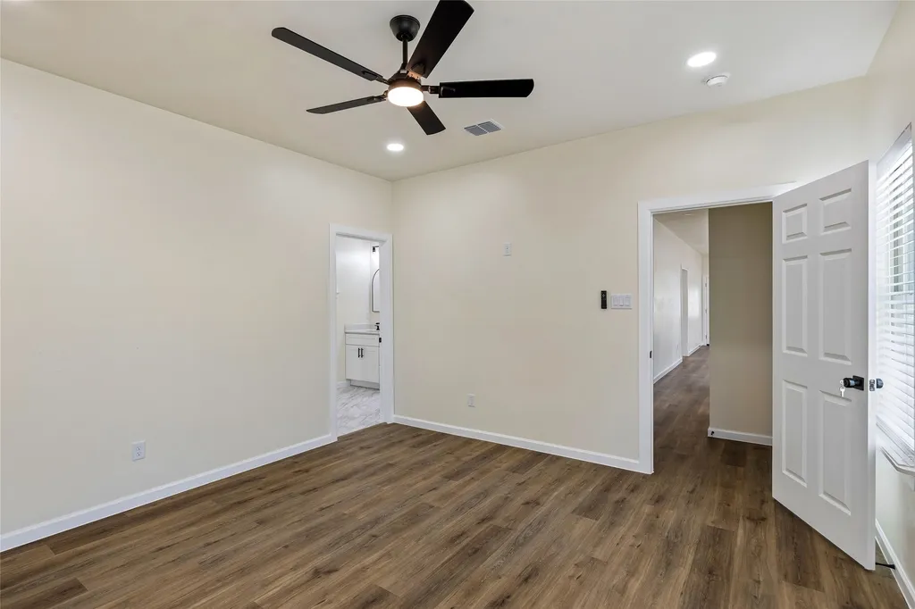 1404 E Cannon Street Fort Worth TX 76104