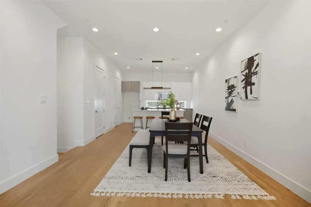 4517 Munger Avenue Dallas TX 75204