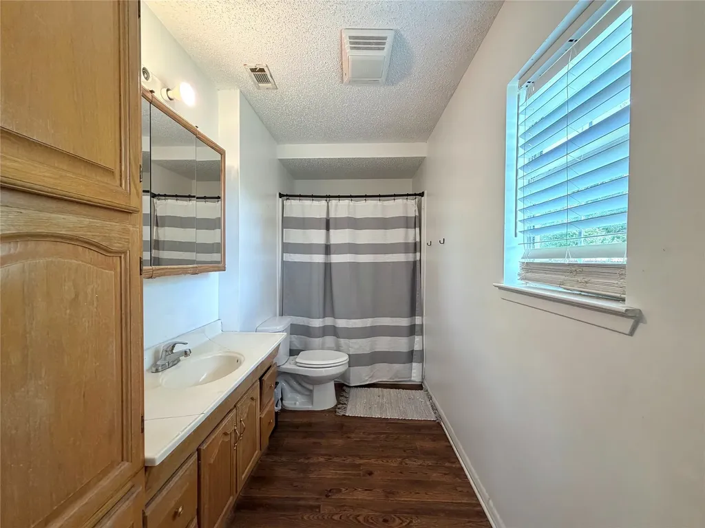 6676 Little Creek Drive Quinlan TX 75474