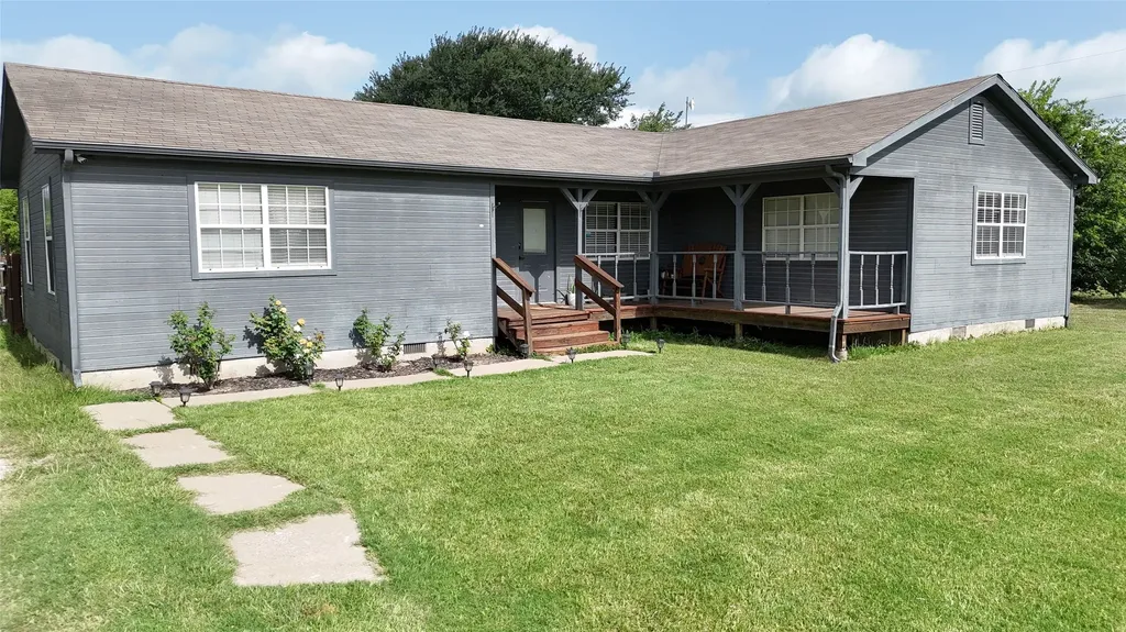 6676 Little Creek Drive Quinlan TX 75474