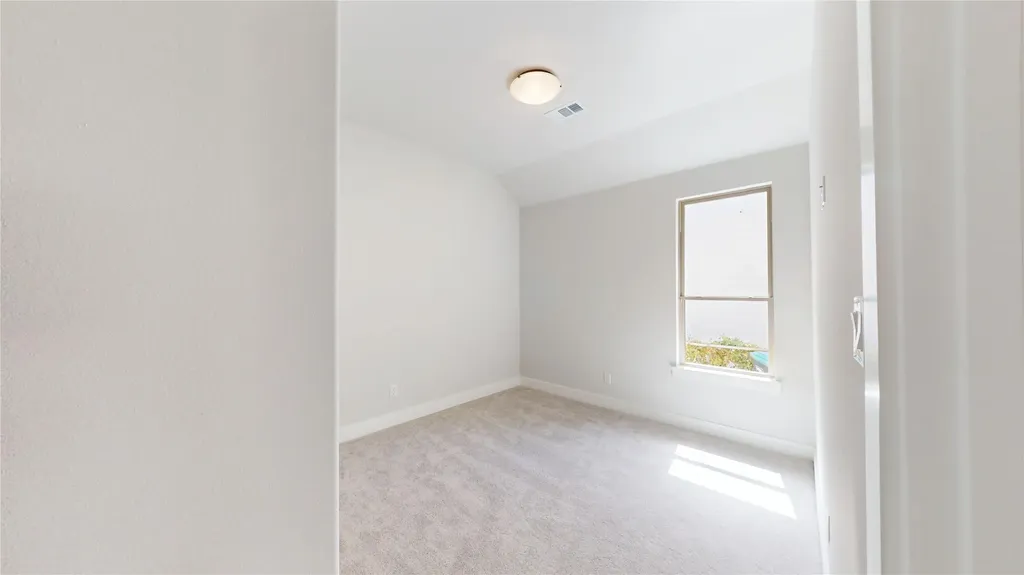 5624 Hiett Court Fort Worth TX 76112