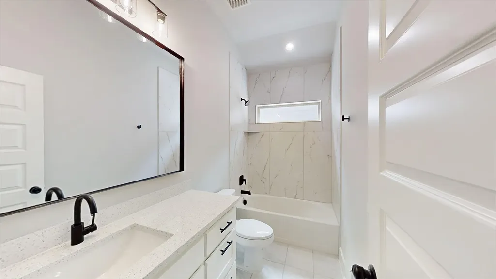 5624 Hiett Court Fort Worth TX 76112