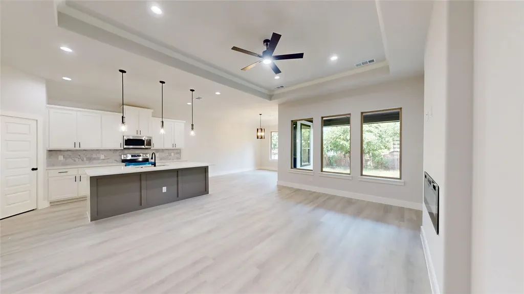 5624 Hiett Court Fort Worth TX 76112