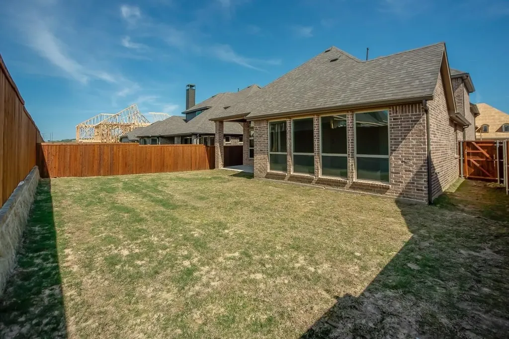 736 Carlisle Drive Lewisville TX 75056