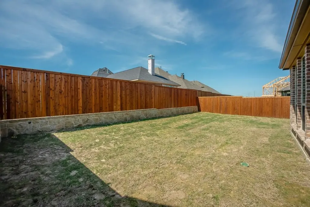 736 Carlisle Drive Lewisville TX 75056