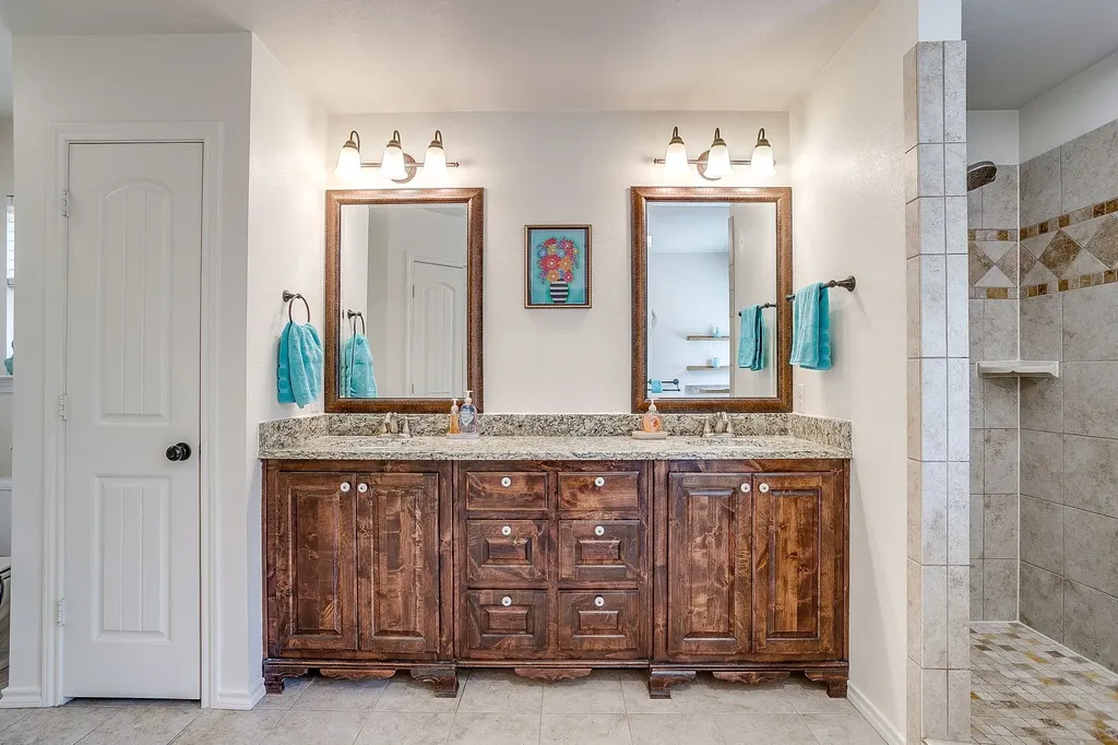 216 Lovers Path Drive Springtown TX 76082