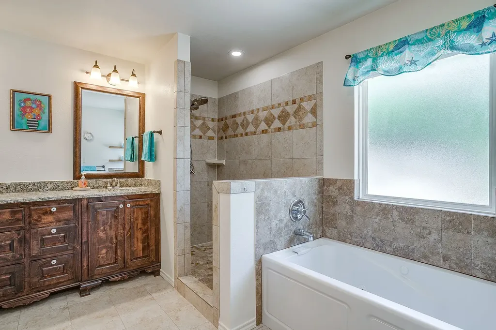 216 Lovers Path Drive Springtown TX 76082