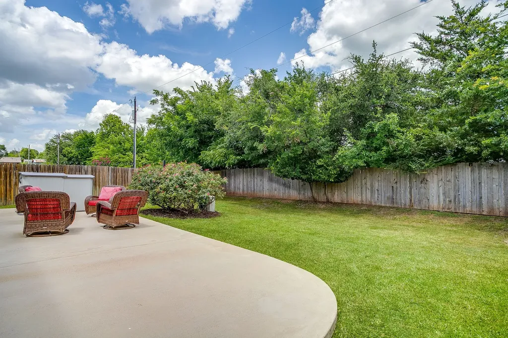 216 Lovers Path Drive Springtown TX 76082