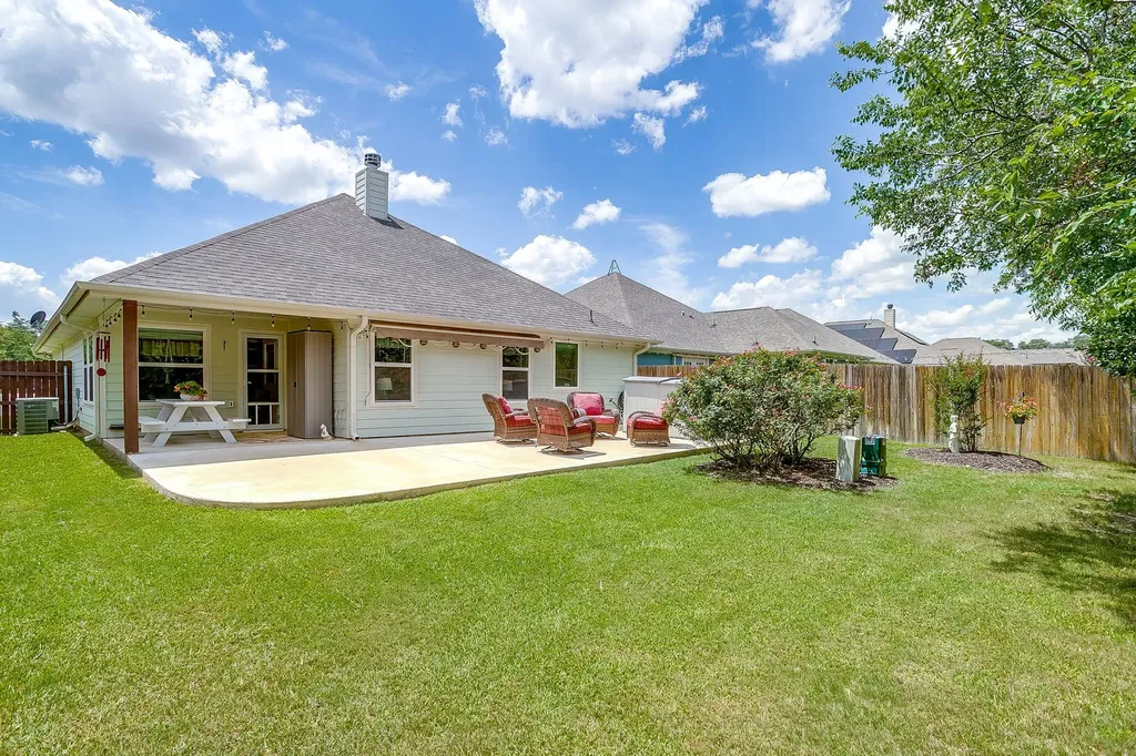 216 Lovers Path Drive Springtown TX 76082