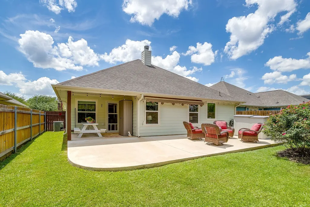 216 Lovers Path Drive Springtown TX 76082