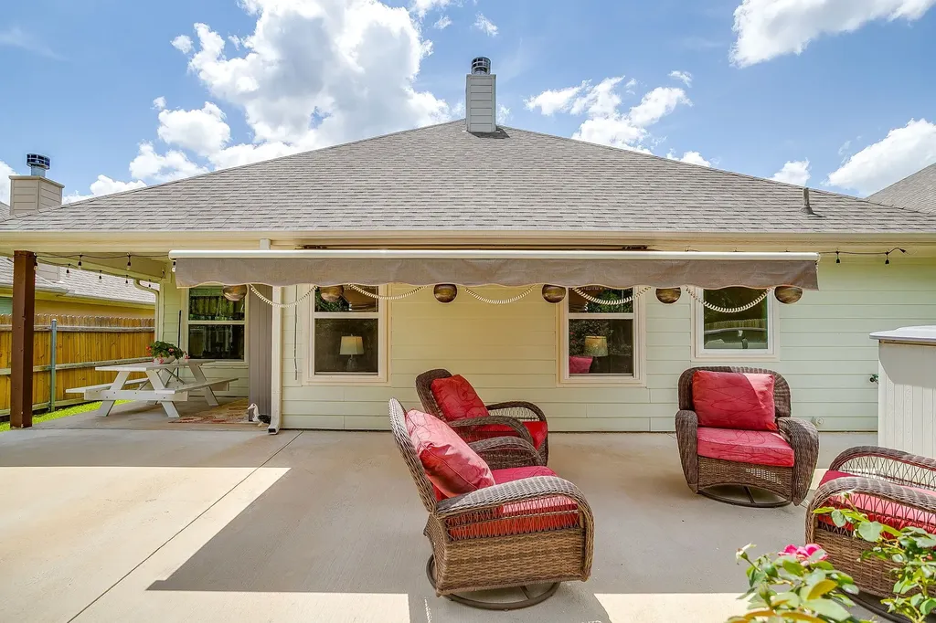 216 Lovers Path Drive Springtown TX 76082