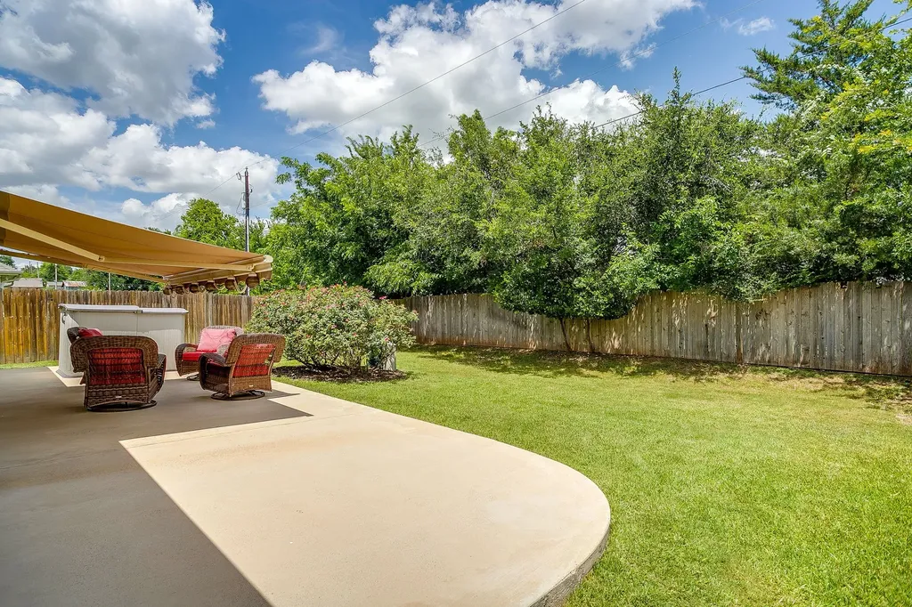 216 Lovers Path Drive Springtown TX 76082