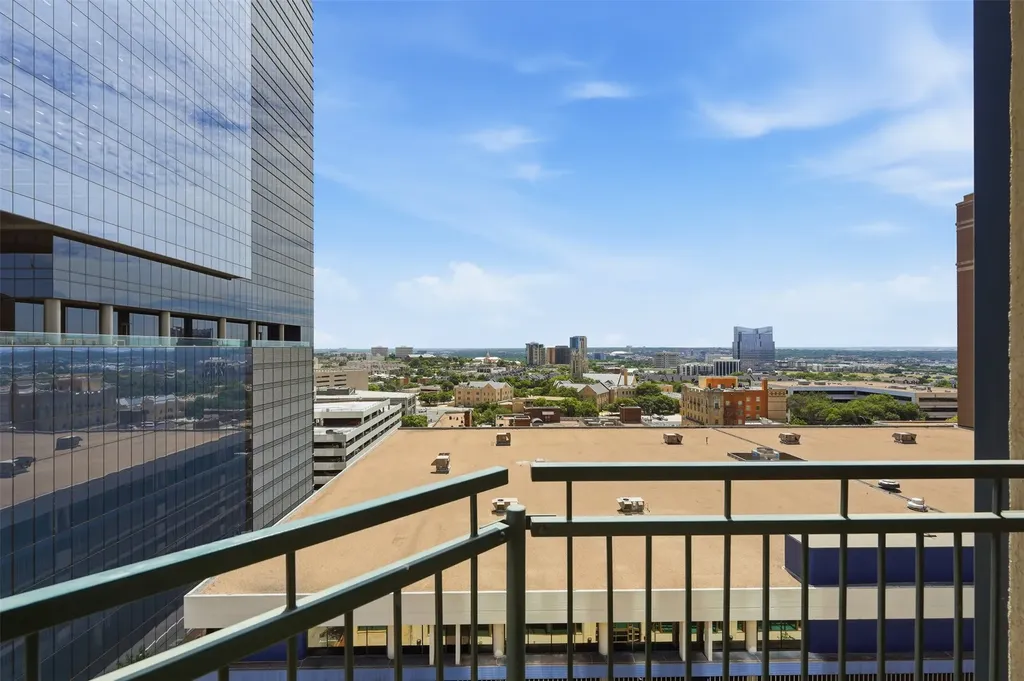 500 Throckmorton Street Fort Worth TX 76102