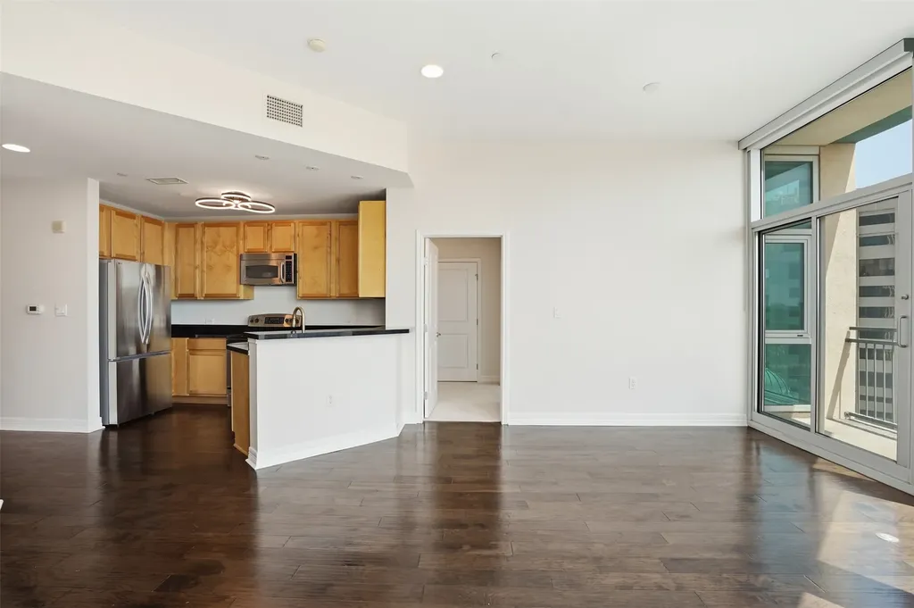 500 Throckmorton Street Fort Worth TX 76102