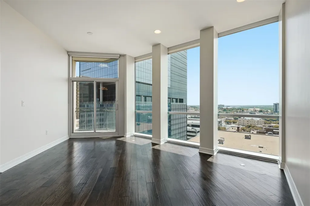 500 Throckmorton Street Fort Worth TX 76102