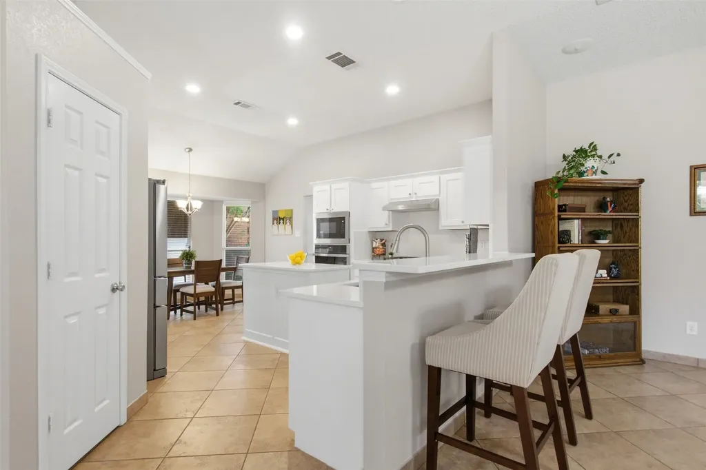 4218 Glistening Springs Rowlett TX 75088