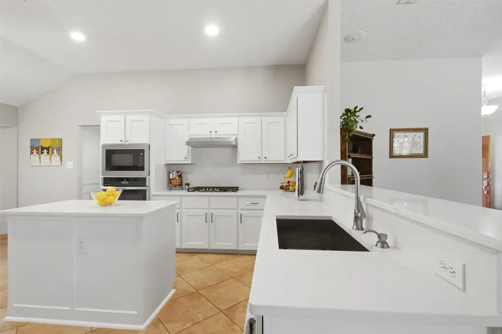 4218 Glistening Springs Rowlett TX 75088