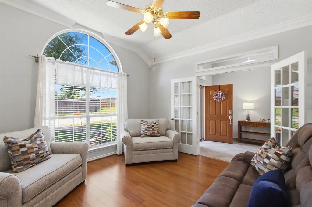 4218 Glistening Springs Rowlett TX 75088