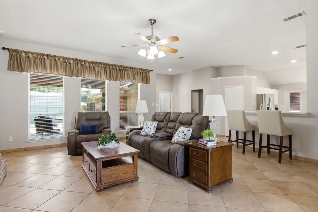 4218 Glistening Springs Rowlett TX 75088