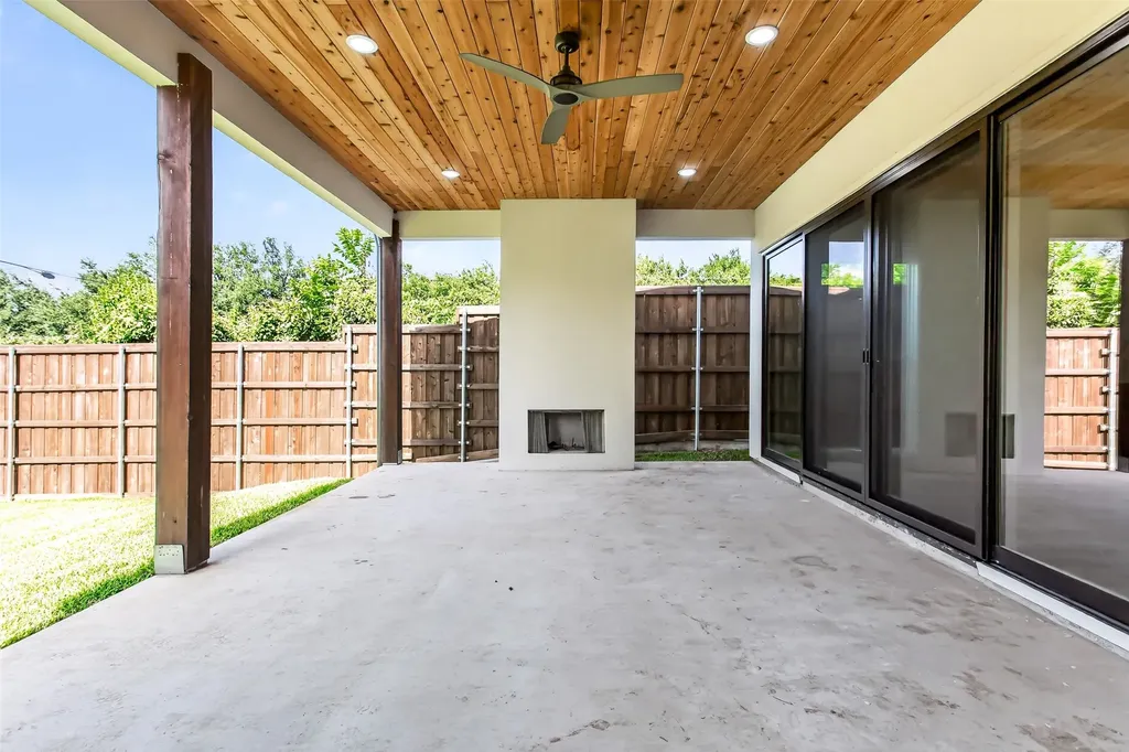 6367 Mccommas Boulevard Dallas TX 75214