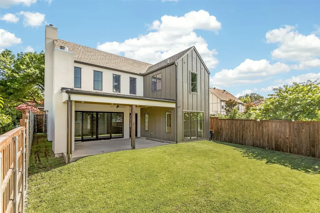 6367 Mccommas Boulevard Dallas TX 75214