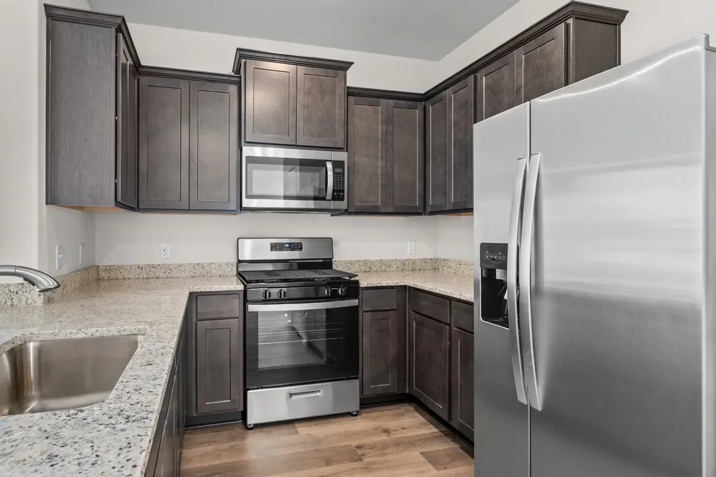 8445 White Wolf Trail Ponder TX 76259