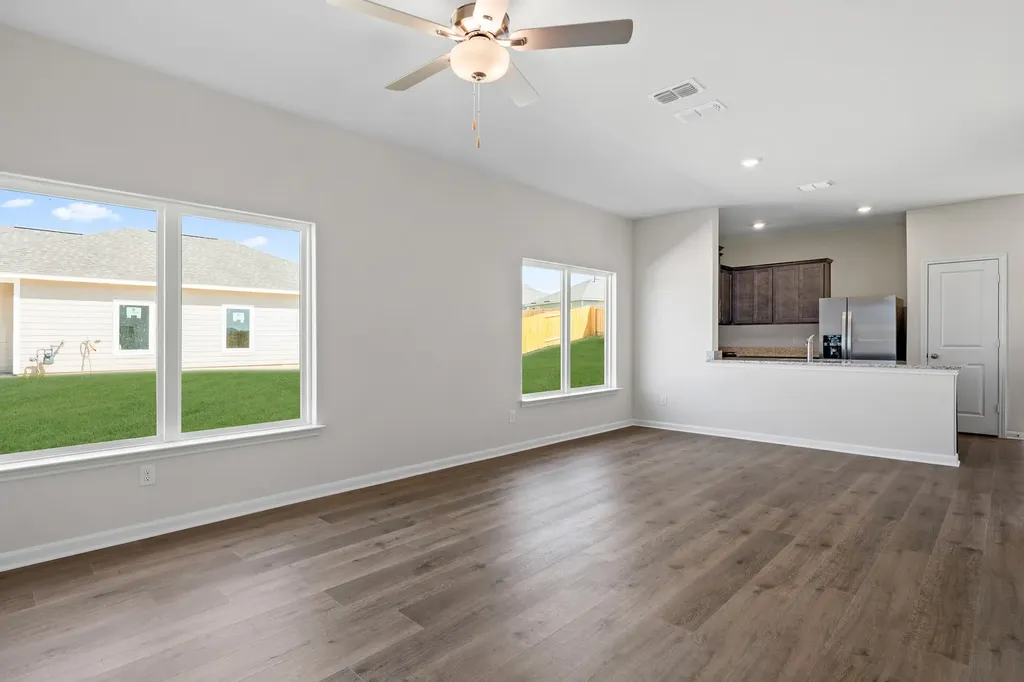 8445 White Wolf Trail Ponder TX 76259