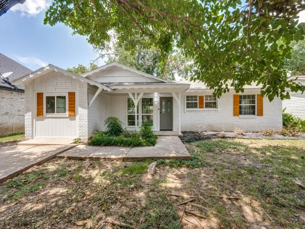 2915 Hollandale Lane Farmers Branch TX 75234