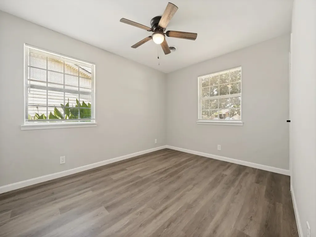 2915 Hollandale Lane Farmers Branch TX 75234