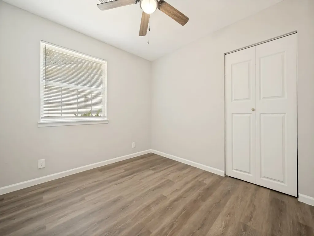 2915 Hollandale Lane Farmers Branch TX 75234