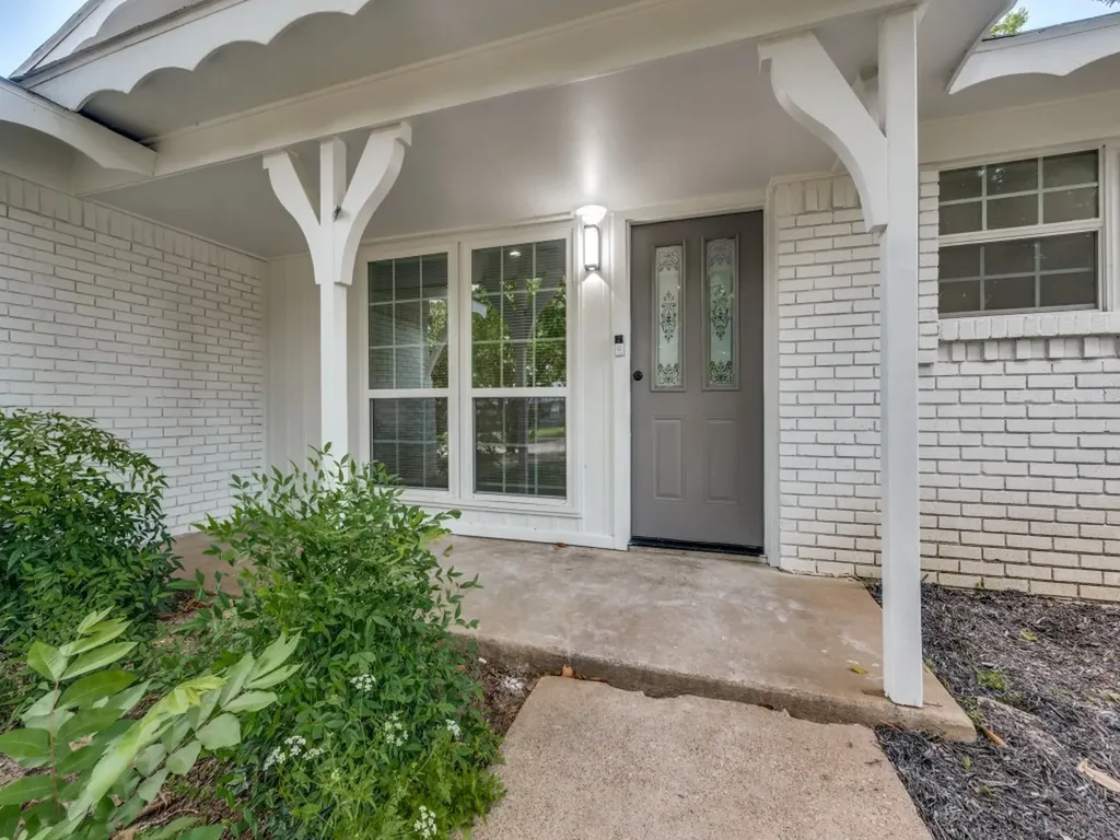 2915 Hollandale Lane Farmers Branch TX 75234