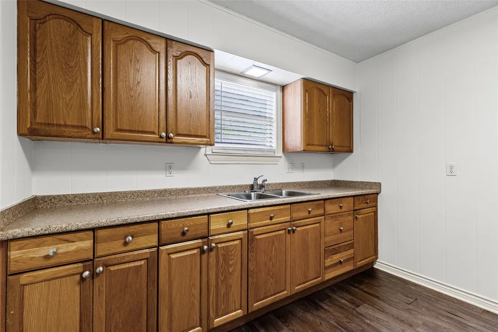 1507 Jefferson Street Commerce TX 75428