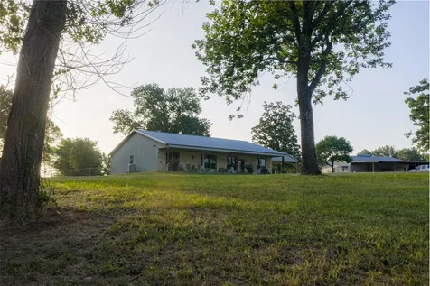 10457 State Highway 110 Van TX 75790