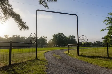 10457 State Highway 110 Van TX 75790