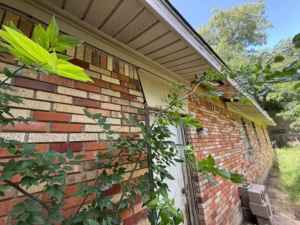 802 E Main Street Tioga TX 76271