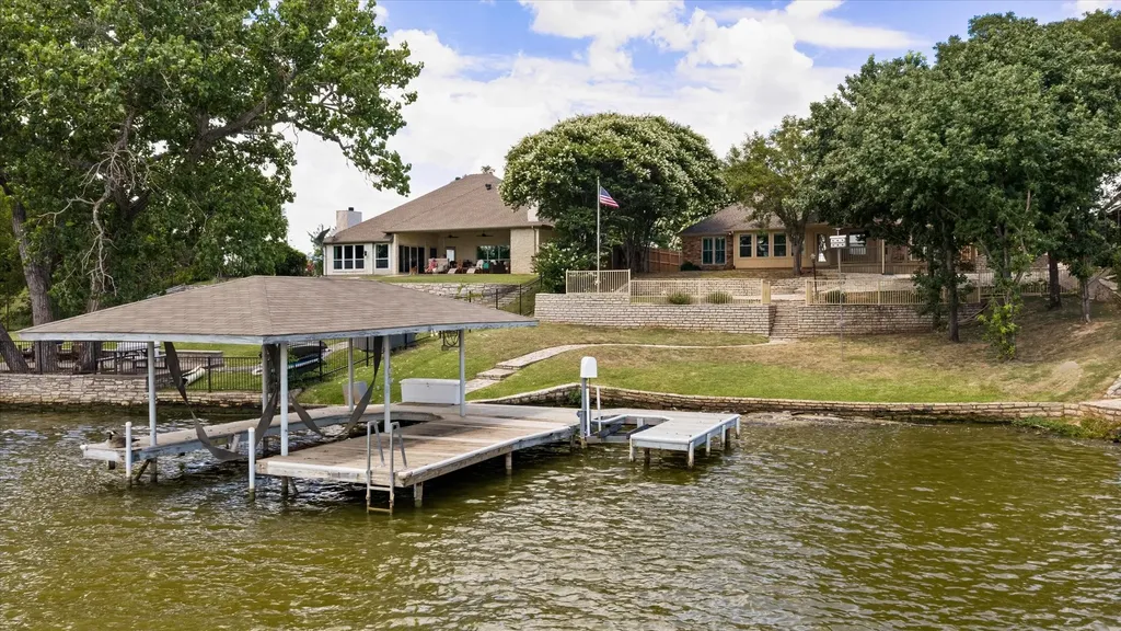 105 Casas Del Sur Street Granbury TX 76049
